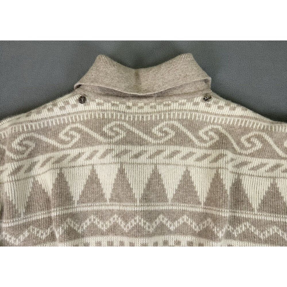 Women's Beige Patterned Cardigan - Picture 6 of 9